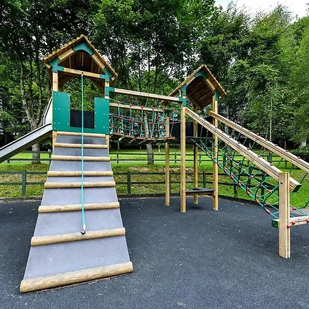 Lowther Park Tatil parkı